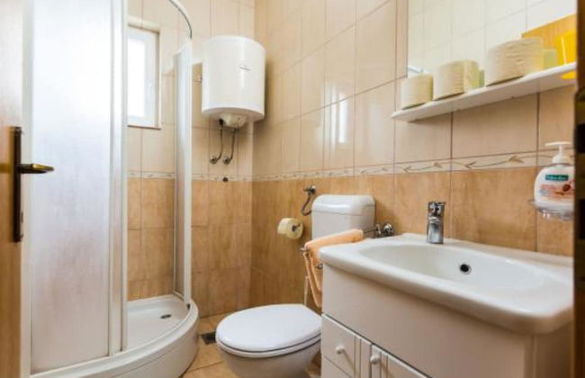 Apartmani Bridić Okrug Donji - Foto 19