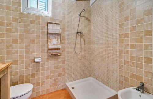 Villa in Palafolls with Private Pool & BBQ - Foto 29