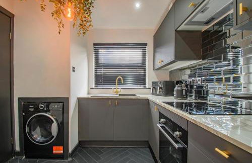 Spacious 2 bedroom house Sleeps 4 l On-Street Parking l The Cosy Corner Nationwide - Foto 18