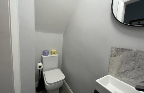 Modern 3-bed stay-away-home sleeps 6 nr Manchester - Foto 48
