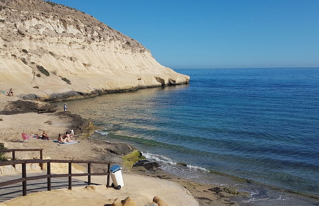 Tu hogar tranquilo a 30m de la playa - Photo 41