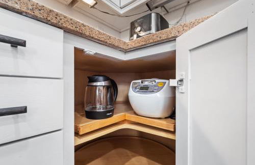 Super Spacious Family Vacation House! - Photo 37