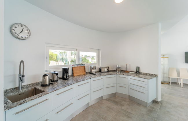 Villa Gaudina - Villa With Private Pool. Free Wifi - Foto 9