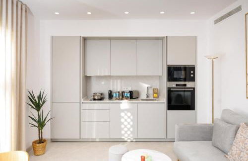 MARBELLA BANUS SUITES - Banus Playas del Duque Seaside Residential - Photo 33