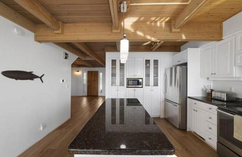 New Beautiful Waterfront at Sandy Point - Photo 25