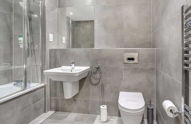 1 Bed, Sleeps 3, Free Parking, Wifi - Foto 11