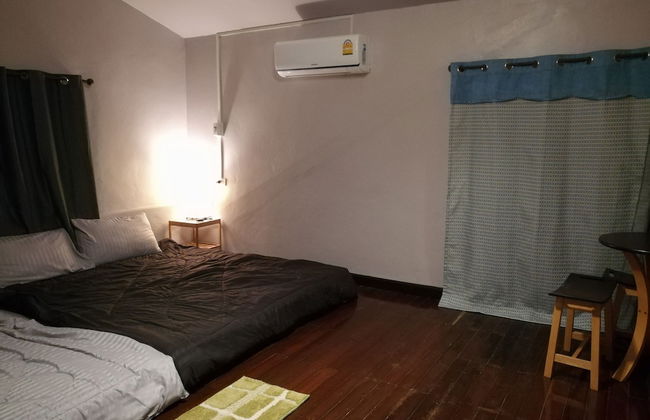 Green Hills Home - Photo 8