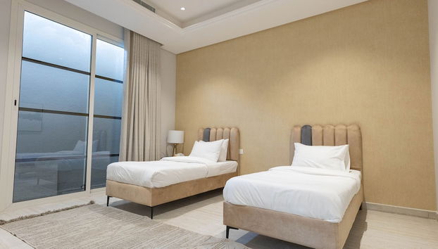 Kease Yasmin E-2 Royal Touch GX63 - Foto 5, Habitación