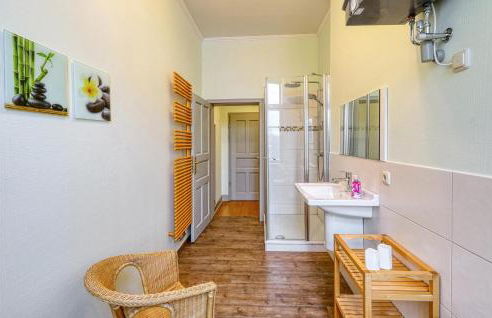 Cozy Apartment In Krakow Am See - Foto 12