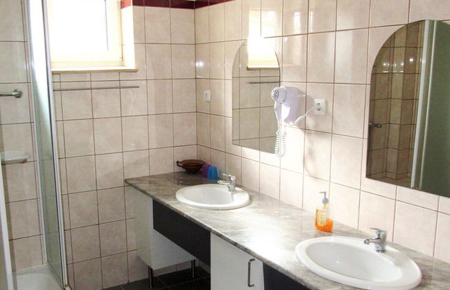 Room in Farmhouse - Rustic Charm - two Bedroom Suite 8601 - Foto 10