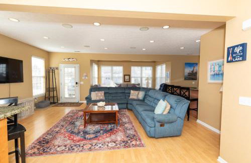 5 Bedroom Home in Old Homestead II - Photo 69