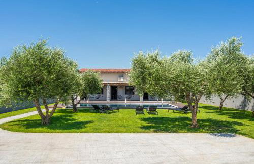 Eightyfour Living with private pool - Foto 39