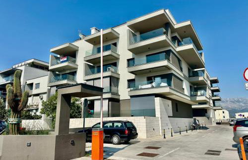 Sofi - modern with private garage - Photo 3