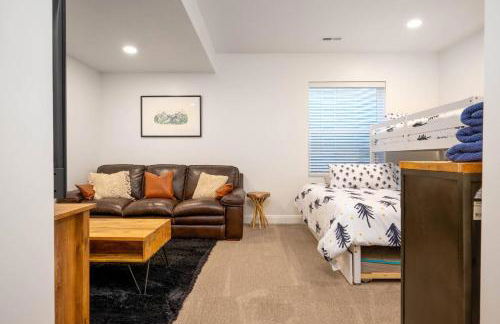 Villages Alpine P77Ski Getaway Dogs & Mtn Views - Photo 32