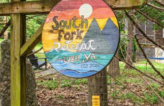 Screened Porch w Swing, Fire Pit, Grill & Deck - Photo 49