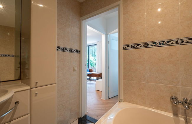 Holiday Home in Zelhem With Forest and Hot Tub - Foto 12