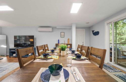 Relaxing Retreat just Minutes to Beach - Foto 10