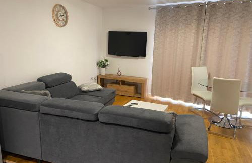 Eaglet 2 Bedroom Luxury Home near Etihad Staduim - Foto 2