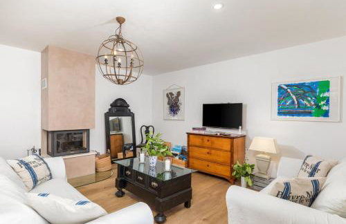 Villa Village by Villsy - with heated pool, spa, private tennis court, golf court, basketball court and playroom - Photo 31