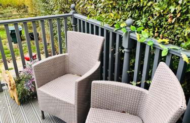 Bright 3 bedroom house with private garden near Edinburgh - Woodside home - Foto 23