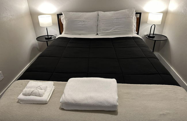 Cozy Charm Studio W 2BR I Fully Furnished - Photo 19