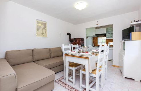 2 Bedroom Awesome Home In Jadranovo - Foto 2