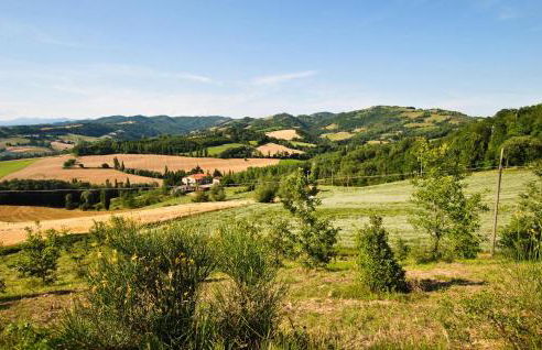 2 Bedroom Awesome Apartment In Gubbio - Foto 8