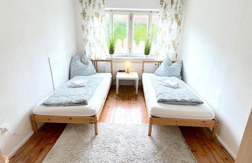 I Apartment 17 Personen - Monteurzimmer - Ferienwohnung, Großköllnbach - Foto 13