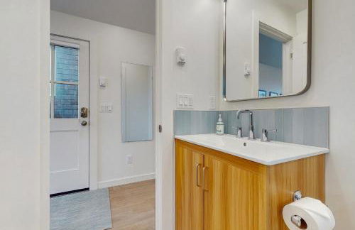 Baerfoot Bungalow - Photo 16