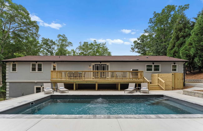 Fireside Fun by Avantstay Sleeps 18 Waterfront + Pool - Foto 44