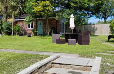 Y Caban-The Cabin-2 Guests-Private Parking-Fast WIFI - Foto 2