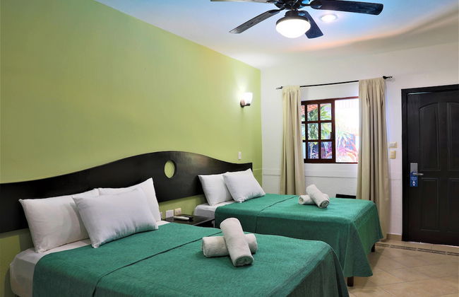 Hotel Colonial Playa del Carmen - Photo 51