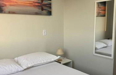 Kitnet302 centro com linda vista da janela e tv smart - Foto 9