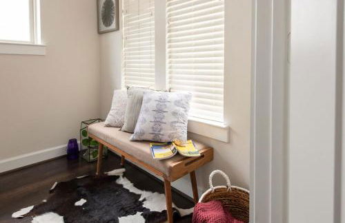 15mi to FIFA l Walkable l Gym l Garage l Heights! - Foto 34