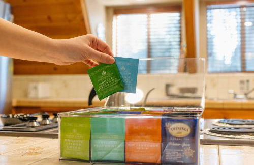 Furnished Deck and Fire Pit Happy Jack Cabin - Foto 14