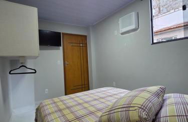 Sua Estadia Angra - Casa de 2 Quartos no Centro de Angra - Foto 2