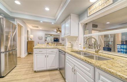 Casa Del Mar - Pet Friendly House on Siesta Key w/ Outdoor Patio & Private Screened-In Heated Pool! - Foto 22