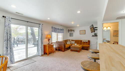 Balcony and Fire Pit Home on Lake of Ozarks! - Foto 4