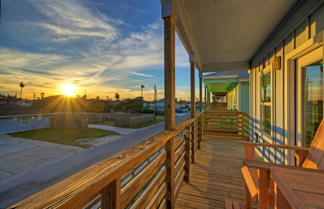 Oscar s Lodge by Avantstay Dock Pool Access - Foto 26