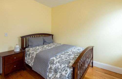 90 - 4BR Dorchester - Sleek Apt near Marina Bay - Photo 10