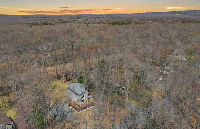 Hickory Haven by Avantstay Hot Tub, Game Room, Theater, Deck - Foto 42