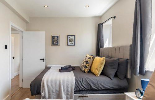 Kew View Suite 2BR Sleeps 9, Walk to Tube & Sights - Foto 23