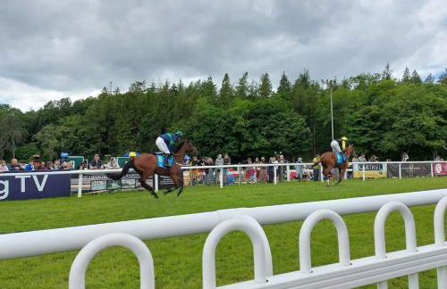 2 Bed Cottage in Peaceful South Lakes Village - Foto 29