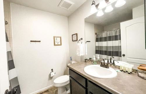 Spacious Family Getaway 20min to downtown sights - Foto 22