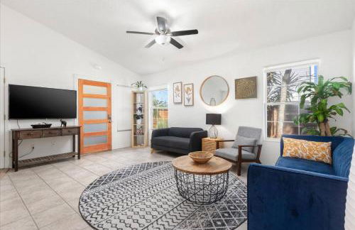 The Look-Out Private Rooftop 5 Minutes to the Beach & DownTown - Foto 9