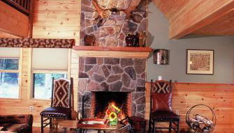 Upscale Fryeburg Cabin Hot Tub and Billiards Table! - Foto 5