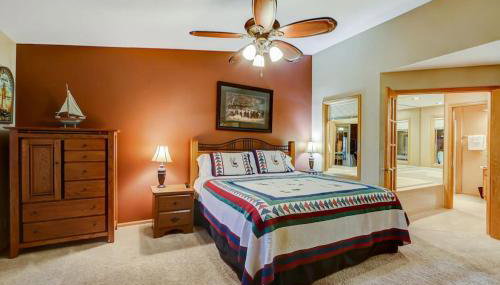 Brown Family Condo for Families Golf Trips and Girls Getaways - Foto 5