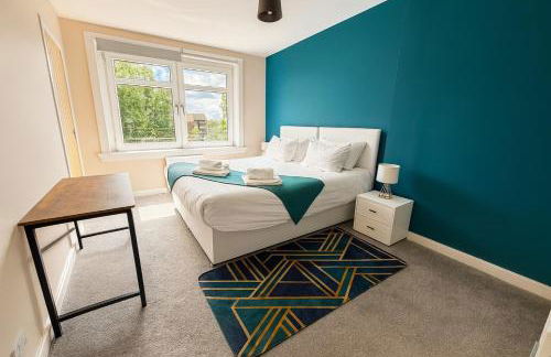 Register House Family or Contractor 4bed with Garden Driveway - Foto 6