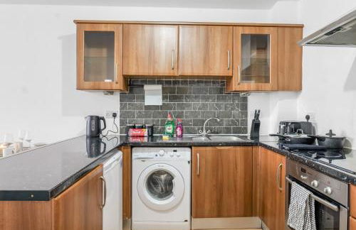 City Center Base Spacious Apartment with Secure Parking - Foto 24