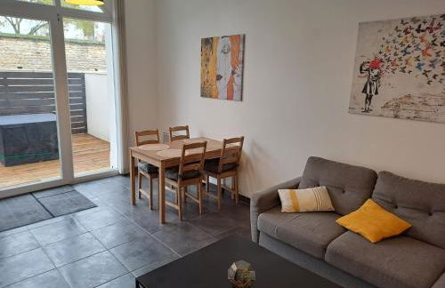 Bel Appartement Grande Terrasse avec parking à Dijon - Foto 8